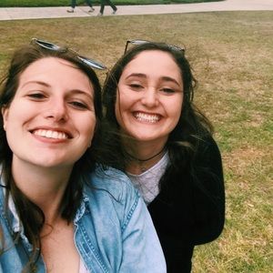 Meet your Posher, Manuela